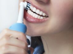 Confira Todas as Informações Sobre a Escova Elétrica de Dente